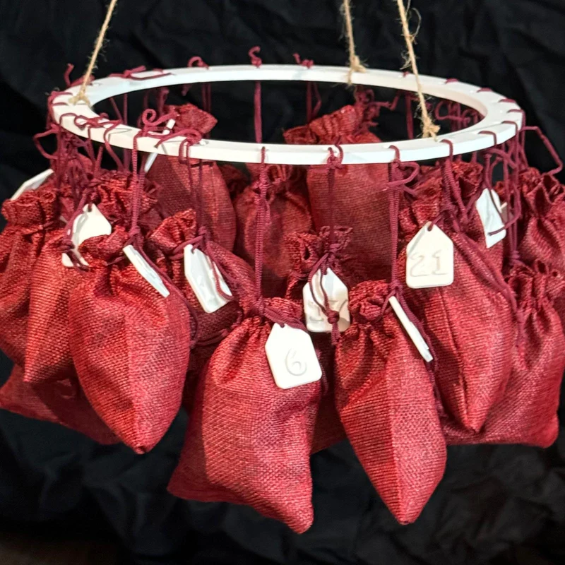 Adventskalender-Anhänger in Häuschenform - Silikon Gießform