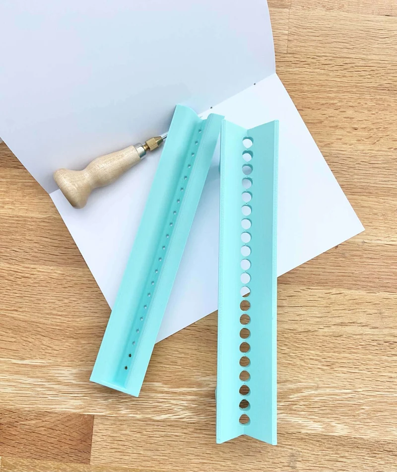 Performationstool für koptische Bindung – DIY Buchbinden