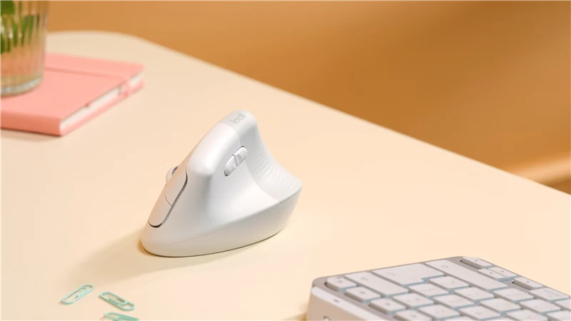 Logitech Lift Vertical Ergonomic Maus Weiss