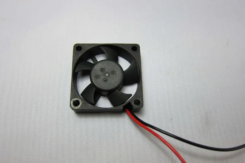 CreatBot F160/F430 Extruderlüfter 3010 DC 5V (altes Design)