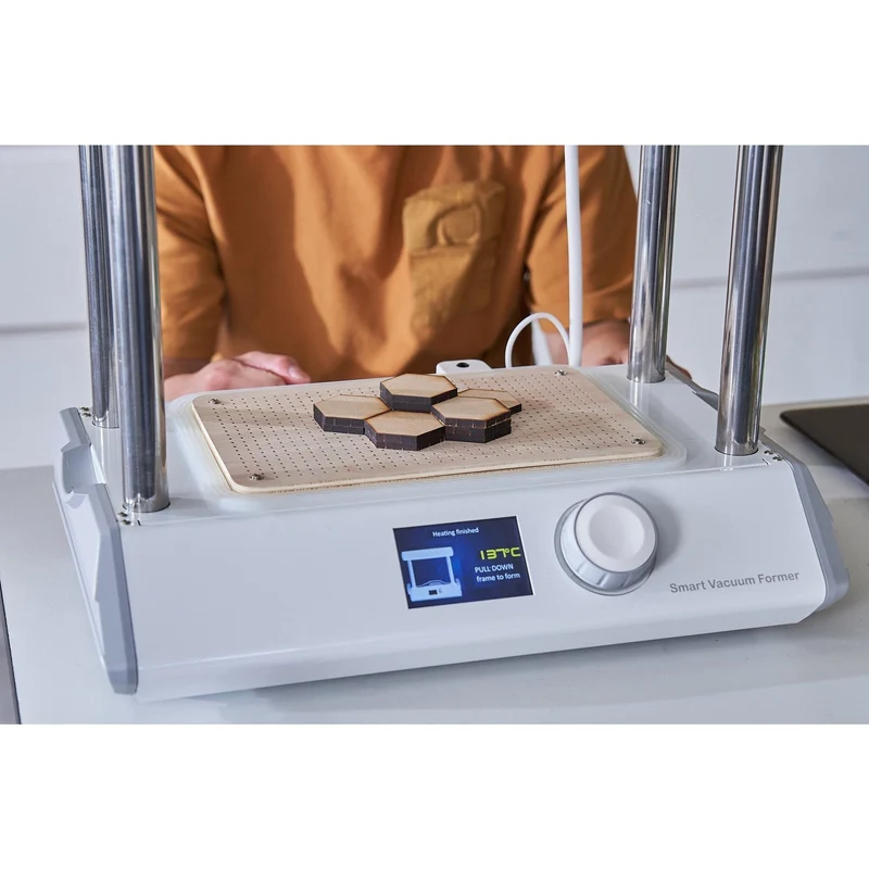 MY YARD FORMART S – Kompakter Desktop-Vakuumformer