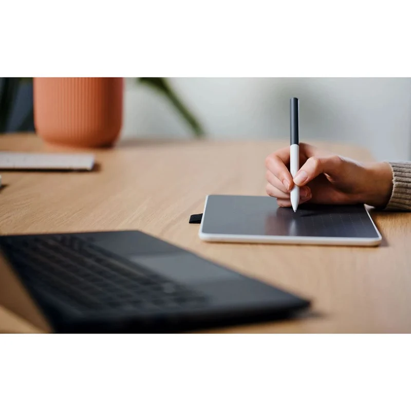 Wacom One M Stifttablett