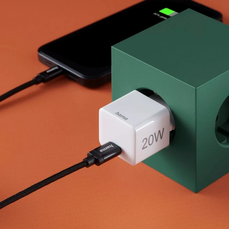Hama Mini-Ladegerät USB-C 20W - Weiß