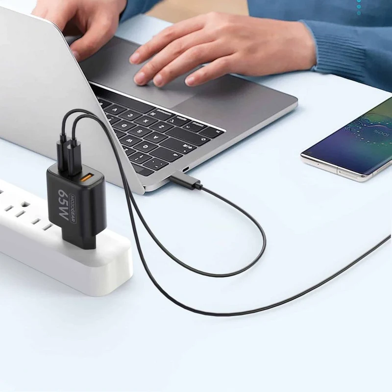 MOJOGEAR USB-Ladegerät 65W 2x USB-C / 1x USB-Anschluss