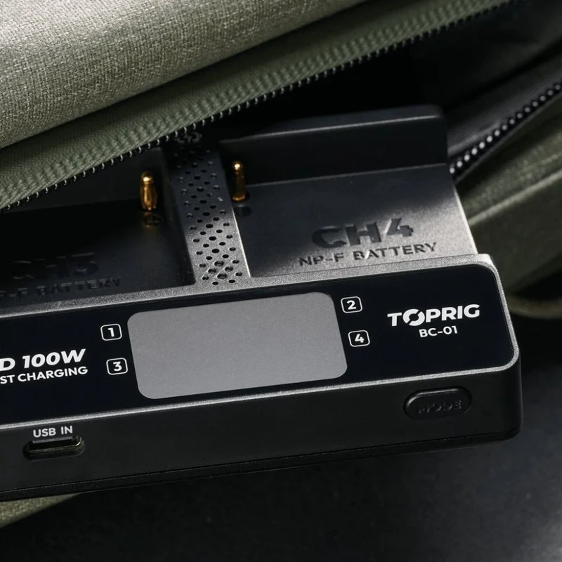 Accsoon TopRig 100W 4-Bay NP-F Schnellladegerät