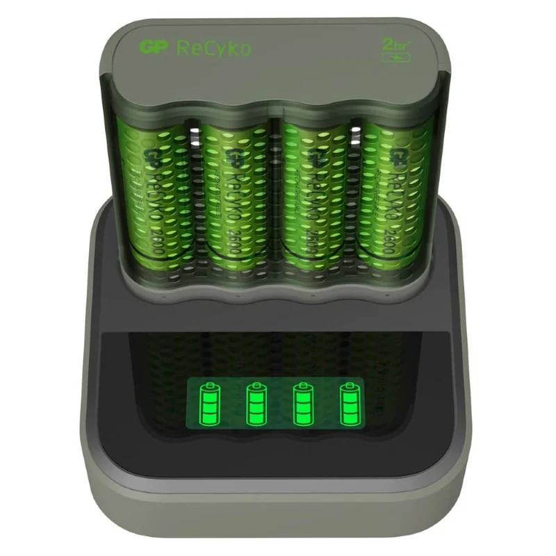 GP M451 USB-Ladegerät + 4x ReCyko AA 2600mAh-Akkus + Dockingstation