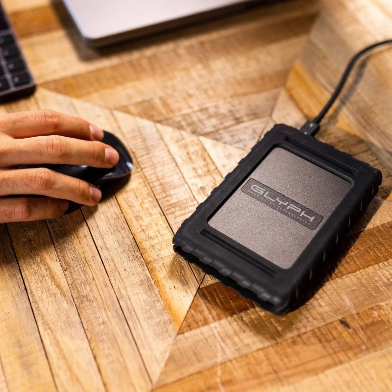Glyph Blackbox Plus 4 TB 5400RPM Selbstantrieb USB-C (3.2Gen2)