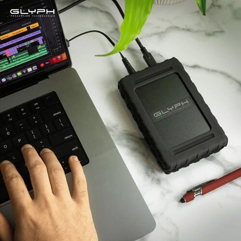 Glyph Blackbox Plus SSD U.2 30.72 TB PRO, USB-C(3.2, Gen2), Externe Stromversorgung